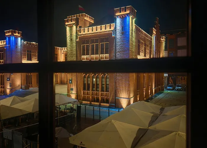 Hall Bliss Suite - Premium Z Balkonem I Widokiem Na Ratusz